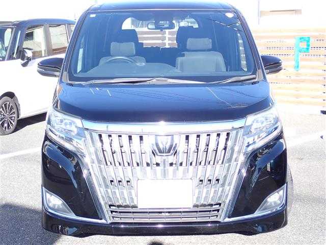 トヨタ エスクァイア Xi 千葉県 2018(平30)年 6.1万km ブラック ワンオーナー/アルパイン9インチナビゲーション/・Bluetooth/CD/DVD/フルセグTV/バックカメラ/アルパイン10.1インチ フリップダウンモニター/パワースライドドア/クルーズコントロール/アイドリングストップ/Toyota Safety SenseC/・プリクラッシュセーフティ/・レーンディパーチャーアラート/・オートマチックハイビーム/ビルトインETC/LEDヘッドライト/オートライト/純正15インチAW/純正フロアマット/取扱説明書/保証書