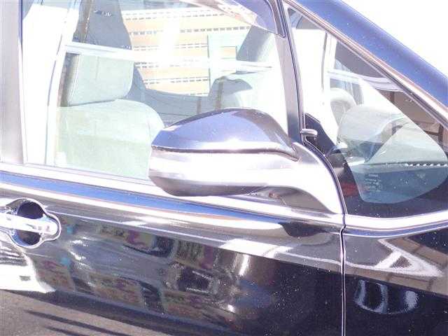 トヨタ エスクァイア Xi 千葉県 2018(平30)年 6.1万km ブラック ワンオーナー/アルパイン9インチナビゲーション/・Bluetooth/CD/DVD/フルセグTV/バックカメラ/アルパイン10.1インチ フリップダウンモニター/パワースライドドア/クルーズコントロール/アイドリングストップ/Toyota Safety SenseC/・プリクラッシュセーフティ/・レーンディパーチャーアラート/・オートマチックハイビーム/ビルトインETC/LEDヘッドライト/オートライト/純正15インチAW/純正フロアマット/取扱説明書/保証書