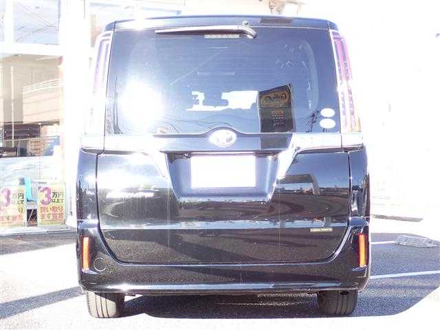 トヨタ エスクァイア Xi 千葉県 2018(平30)年 6.1万km ブラック ワンオーナー/アルパイン9インチナビゲーション/・Bluetooth/CD/DVD/フルセグTV/バックカメラ/アルパイン10.1インチ フリップダウンモニター/パワースライドドア/クルーズコントロール/アイドリングストップ/Toyota Safety SenseC/・プリクラッシュセーフティ/・レーンディパーチャーアラート/・オートマチックハイビーム/ビルトインETC/LEDヘッドライト/オートライト/純正15インチAW/純正フロアマット/取扱説明書/保証書