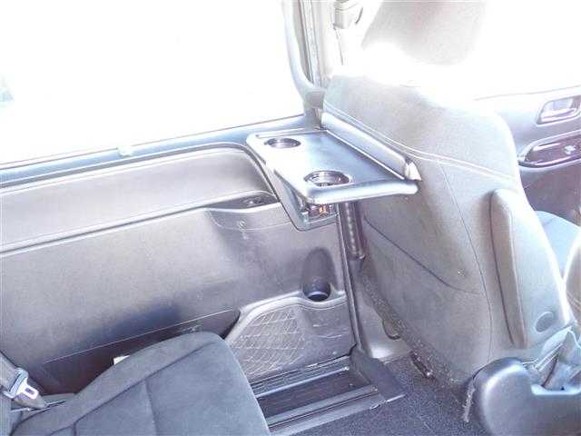 トヨタ エスクァイア Xi 千葉県 2018(平30)年 6.1万km ブラック ワンオーナー/アルパイン9インチナビゲーション/・Bluetooth/CD/DVD/フルセグTV/バックカメラ/アルパイン10.1インチ フリップダウンモニター/パワースライドドア/クルーズコントロール/アイドリングストップ/Toyota Safety SenseC/・プリクラッシュセーフティ/・レーンディパーチャーアラート/・オートマチックハイビーム/ビルトインETC/LEDヘッドライト/オートライト/純正15インチAW/純正フロアマット/取扱説明書/保証書