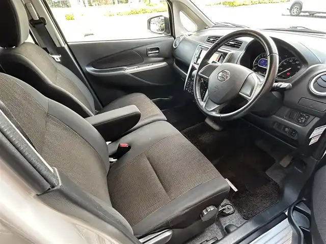 日産 デイズ ハイウェイスターX 福島県 2013(平25)年 5.8万km ホワイトパール 純正ナビゲーション/型番：MC313D-W/【CD/DVD/SD/USB/AUX/TV】/アラウンドビューモニター/バックカメラ/HIDヘッドライト/運転席シートヒーター/アイドリングストップ/純正フロアマット/純正ドアバイザー