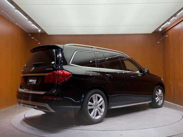 メルセデス・ベンツ ＧＬ３５０ ブルーテック 4MATIC レザー エクスクルーシブ 千葉県 2016(平28)年 7.1万km オブシディアンブラック １オーナー　/パノラマＳＲ　/純正ナビ　/３６０°カメラ　/ＡＣＣ　/シートヒーター　/パワーシート　/キセノンヘッドライト　/オートライト　/電動リアゲート　/ＥＴＣ　/フルセグＴＶ　/ＰＤＣ　/ブラインドスポット