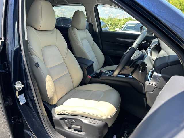 マツダ ＣＸ－５ XD シルクベージュセレクション 奈良県 2020(令2)年 1.7万km ディープクリスタルブルーマイカ 純正フルセグナビ　/Ｂｌｕｅｔｏｏｔｈ　/ＣＤ／ＤＶＤ　/ＵＳＢ入力　/ステアリングヒーター　/前席シートヒーター　/ステアリングヒーター　/ヘッドアップディスプレイ　/全方位モニター　/レーダークルーズコントロール/運転席パワーシート/レーンキープアシスト/ブラインドスポットモニター/前後ＡＴ誤発進抑制制御/コーナーセンサー
