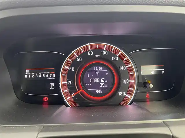 ホンダ オデッセイ アブソルート 群馬県 2014(平26)年 7.9万km プレミアムヴィーナスブラックP ・純正7型ナビ/・純正ドライブレコーダー/・ビルトインETC/・衝突軽減/・全方位カメラ/・両側パワースライドドア/・純正クリップダウンモニター/・LEDオートヘッドライト/・前コーナーセンサー/・クルーズコントロール/・ハーフレザーシート/・禁煙車