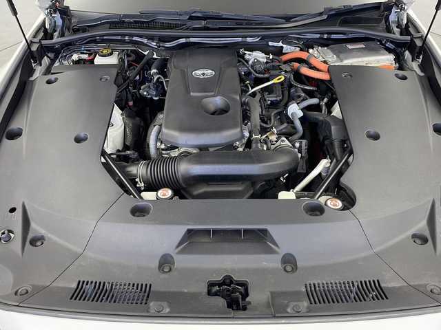 トヨタ クラウン ハイブリッド RS アドバンス 岐阜県 2020(令2)年 4.1万km ホワイトパールクリスタルシャイン 純正ナビ/AM　FM/CD　DVD/Bluetooth/USB/フルセグテレビ/パノラミックビューモニター/レザーシート/パワーシート(D/N席)/ベンチレーション(D/N席)/シートヒーター(D/N席)/シートメモリー(D席)/ヘッドアップディスプレイ/スマートキー/プッシュスタート/スペアキー有/カードキー有/ステアリングヒーター/前後ドラレコ/ビルトインETC/電動パーキング機能/オートホールド機能/トヨタセーフティセンス/レーダークルーズコントロール/レーントレーシング機能/ブラインドスポットビューモニター/コーナーセンサー/RCTA/RCD/RSA/純正フロアマット/AC100V電源/パーキングアシスト/LEDオートハイビーム/LEDフォグ/シーケンシャルターンランプ