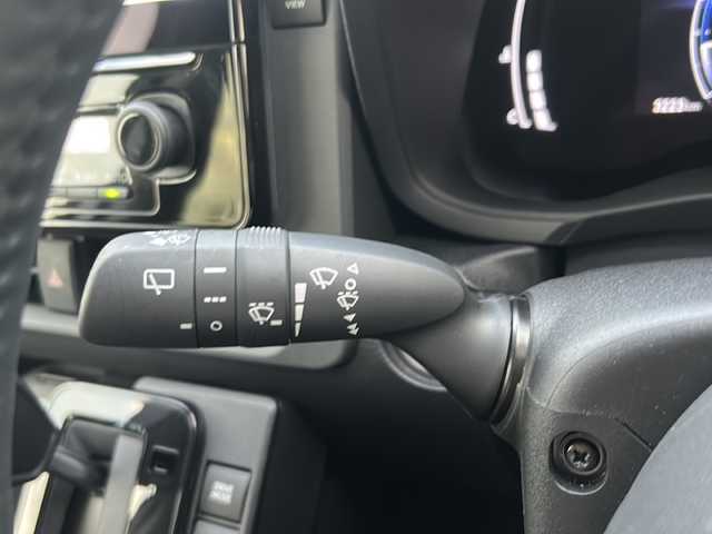 トヨタ シエンタ Z 大阪府 2025(令7)年 0.4万km プラチナホワイトパールマイカ ワンオーナー/純正ナビ(Bluetooth/フルセグテレビ/AM/FM)/純正アルミホイール15インチ/プッシュスタート/スマートキー/ETC/両側パワースライドドア/バックカメラ/アラウンドビューモニター/ワンオーナー/純正ナビ/ETC/両側パワースライドドア/フルセグテレビ/バックカメラ/アラウンドビューモニター/レーダークルーズコントロール/シートヒーター/ステアリングヒーター/ビューボタン