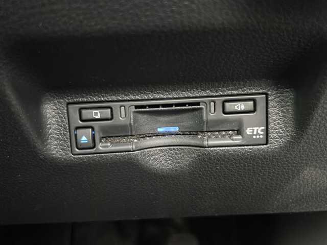 トヨタ シエンタ Z 大阪府 2025(令7)年 0.4万km プラチナホワイトパールマイカ ワンオーナー/純正ナビ(Bluetooth/フルセグテレビ/AM/FM)/純正アルミホイール15インチ/プッシュスタート/スマートキー/ETC/両側パワースライドドア/バックカメラ/アラウンドビューモニター/ワンオーナー/純正ナビ/ETC/両側パワースライドドア/フルセグテレビ/バックカメラ/アラウンドビューモニター/レーダークルーズコントロール/シートヒーター/ステアリングヒーター/ビューボタン