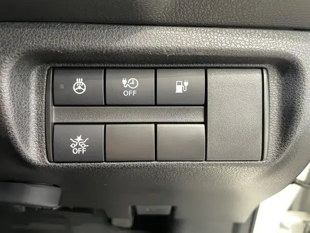 日産 リーフ X Vセレクション 鹿児島県 2021(令3)年 6.7万km ブリリアントホワイトパール/オーロラフレアブルーパール 2トーン 禁煙車/純正７インチナビ/　（Bluetooth.AppleCarPlay.AndroidAuto.フルセグTV.AM/FM)/プロパイロット/　・クルーズコントロール(追従走行あり)/　・レーンキープアシスト/　・インテリジェントエマージェンシーブレーキ/　・オートマチックハイビーム/デジタルインナーミラー/アラウンドビューカメラ/前後コーナーセンサー/ETC2.0/ドライブレコーダー/シートヒーター/ステアリングヒーター/ステアリングリモコン/電動パーキングブレーキ/革調シートカバー