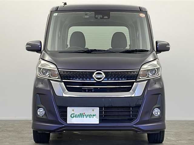 日産 デイズ ルークス ハイウェイスターX Gパッケージ 大阪府 2017(平29)年 5.2万km プレミアムパープルP 純正ナビ/【フルセグTV/Bluetooth/CD/DVD/USB】/アラウンドビューモニター/両側パワースライドドア/後席サーキュレーター/後席サンシェード/シートバックテーブル/nanoe/衝突軽減システム/アイドリングストップ/オートハイビーム/LEDヘッドライト/オートライト/純正15インチAW/スマートキー