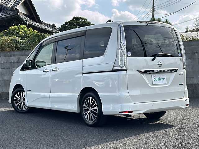 日産 セレナ