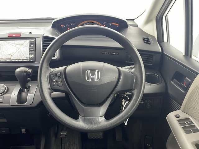 ホンダ フリード G Lパッケージ 栃木県 2008(平20)年 16.6万km プレミアムホワイトパール 純正ナビ/(ワンセグテレビ/CD/DVD)/バックカメラ/リモコンキー/ETC/片側パワースライドドア/ウォークスルー/純正フロアマット/スペアキー1本