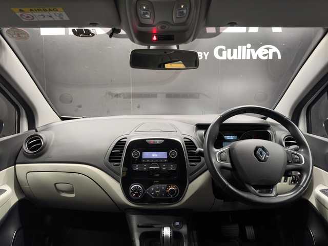 ルノー キャプチャー インテンス レザー 群馬県 2018(平30)年 1.8万km パール 純正オーディオ/USB/Bluetooth/クルーズコントロール/黒革シート/ETC/LEDヘッドライト/コーナーセンサー/前席シートヒーター/純正17インチアルミホイール
