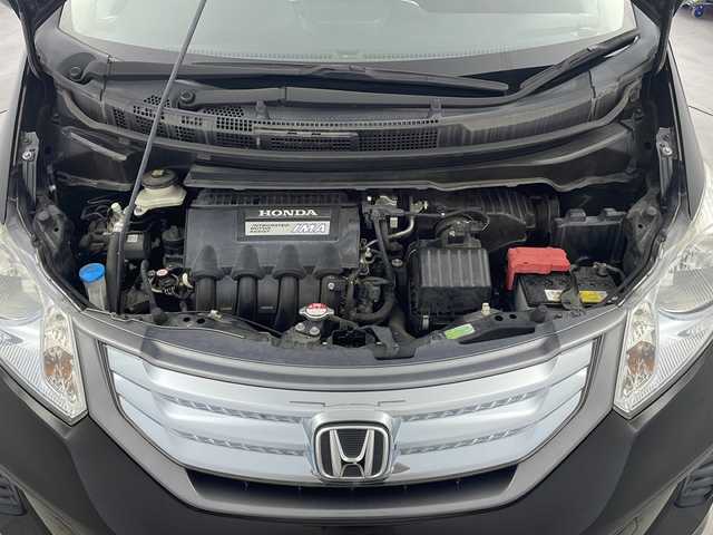ホンダ フリード ハイブリット ジャストセレクション 栃木県 2013(平25)年 10.7万km プレミアムスパークルブラックパール 社外SDナビ/（BT/AM/FM/フルセグ/CD/DVD）/クルーズコントロール/ETC/横滑り防止/両側パワースライドドア/電動格納ミラー/ステアリングスイッチ/純正フロアマット/バックカメラ