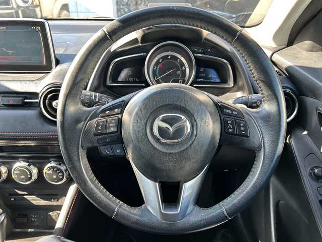 マツダ デミオ XD ツーリング 栃木県 2015(平27)年 11.1万km チタニウムフラッシュマイカ バックカメラ/フルセグＴＶ/Ｂｌｕｅｔｏｏｔｈ/ＥＴＣ/クルーズコントロール/パドルシフト/ＭＴ付ＡＴ/ヘッドアップディスプレイ/オートエアコン/オートライト/純正フロアマット/純正アルミホイール/ABS/横滑り防止機能/盗難防止装置/衝突被害軽減システム/スペアキー