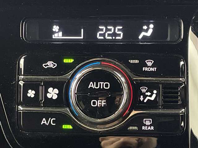 ダイハツ タント カスタム X スタイルセレクション 岐阜県 2021(令3)年 3.7万km ブラックマイカメタリック 純正ナビ/　(AM/FM/CD/DVD/Bluetooth/フルセグTV)/バックカメラ/両側パワースライドドア/ウェルカムオープン機能/スマートアシストIII/　・衝突軽減ブレーキ/　・レーンキープアシスト/　・コーナーセンサー/　・オートハイビーム/ドライブレコーダー/ETC/シートヒーター/ステアリングスイッチ/電格ミラー/純正アルミホイール/純正フロアマット/純正ドアバイザー