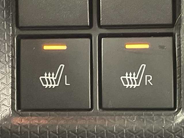 ダイハツ タント カスタム X スタイルセレクション 岐阜県 2021(令3)年 3.7万km ブラックマイカメタリック 純正ナビ/　(AM/FM/CD/DVD/Bluetooth/フルセグTV)/バックカメラ/両側パワースライドドア/ウェルカムオープン機能/スマートアシストIII/　・衝突軽減ブレーキ/　・レーンキープアシスト/　・コーナーセンサー/　・オートハイビーム/ドライブレコーダー/ETC/シートヒーター/ステアリングスイッチ/電格ミラー/純正アルミホイール/純正フロアマット/純正ドアバイザー