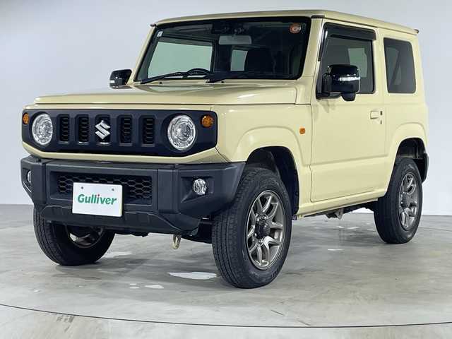 スズキ ジムニー XC 福岡県 2021(令3)年 4.4万km シフォンアイボリーM 禁煙車/純正8インチメモリナビ/・CD/DVD/BT/フルセグTV/・バックモニター/スズキセーフティサポート/クルーズコントロール/革巻きステアリング/・ステアリングリモコン/LEDヘッドライト/・オートライト/・フォグランプ/スマートキー/・スペアキー/・プッシュスタート/純正ドライブレコーダー/純正アルミホイール/純正フロアマット/純正ドアバイザー