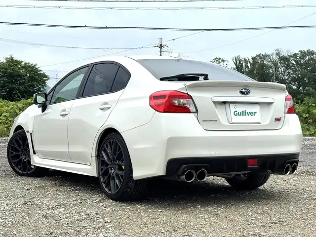 スバル ＷＲＸ ＳＴＩ STI タイプS 兵庫県 2019(平31)年 0.8万km クリスタルホワイトP STIパフォーマンスマフラー/純正ナビ/フルセグTV/DVD.BD再生可/Bluetooth接続可/バックモニター/ドライブレコーダー/純正18インチアルミホイール/プッシュスタート＆スマートキー/LEDヘッドライト