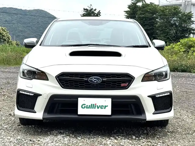 スバル ＷＲＸ ＳＴＩ STI タイプS 兵庫県 2019(平31)年 0.8万km クリスタルホワイトP STIパフォーマンスマフラー/純正ナビ/フルセグTV/DVD.BD再生可/Bluetooth接続可/バックモニター/ドライブレコーダー/純正18インチアルミホイール/プッシュスタート＆スマートキー/LEDヘッドライト