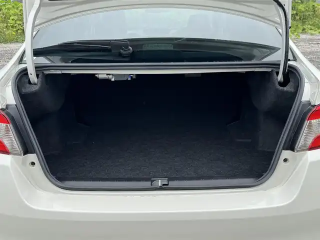 スバル ＷＲＸ ＳＴＩ STI タイプS 兵庫県 2019(平31)年 0.8万km クリスタルホワイトP STIパフォーマンスマフラー/純正ナビ/フルセグTV/DVD.BD再生可/Bluetooth接続可/バックモニター/ドライブレコーダー/純正18インチアルミホイール/プッシュスタート＆スマートキー/LEDヘッドライト