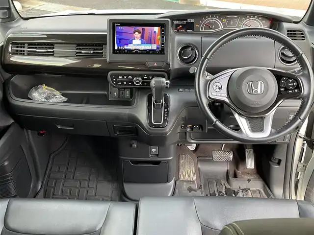 ホンダ Ｎ ＢＯＸ 長野県 2020(令2)年 3.6万km プラチナホワイトパール 4WD/ワンオーナー/純正ナビ/・Bluetooth/CD/DVD/TV/バックカメラ/純正ETC/ドライブレコーダー/ハーフレザーシート/前席シートヒーター/純正フロアマット/両側パワースライドドア/純正15インチAW/コーナーセンサー後方のみ/LEDオートライト/ドアバイザー/電格ミラー/スペアキー有/取り扱い説明書/保証書