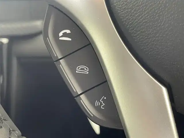 スズキ ソリオ バンディット HV MV 群馬県 2023(令5)年 0.6万km ピュアホワイトP 純正１０インチナビ/フルセグ（TV・BT・AM・FM・CD・DVD・USB）/全方周カメラ/ヘッドアップディスプレイ/ビルトインETC/前後ドアレコ/衝突軽減ブレーキ/両側パワースライド/ステアリングスイッチ/前席シートヒーター/スマートキー