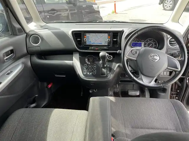 日産 デイズ ルークス ハイウェイスターX Gパッケージ 兵庫県 2015(平27)年 9万km モカブラウンP (株)IDOMが運営する【じしゃロン西宮店】の自社ローン専用車両になります。こちらは現金またはオートローンご利用時の価格です。自社ローンご希望の方は別途その旨お申付け下さい/＊ETC/＊クルーズコントロールあり/＊バックカメラ/＊全方位カメラ/＊ドラレコ付き/＊フルセグ/＊両側パワスラ/＊オートライト