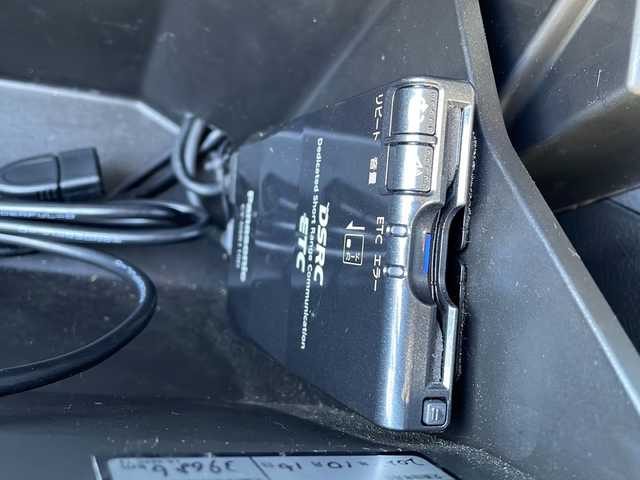 スバル レヴォーグ 1．6GT－S アイサイト 岩手県 2014(平26)年 5.5万km ギャラクシーブルーシリカ 4WD/社外SDメモリーナビ(CD/DVD/SD/USB/ラジオ)/フルセグテレビ/バックカメラ/プリクラッシュブレーキシステム/車線逸脱警報機能/レーダークルーズコントロール/パドルシフト/前席パワーシート/横滑り防止機能/ETC/LEDヘッドライト/オートライト/フォグランプ/純正18inアルミホイール/純正フロアマット/純正トノカバー/スマートキー(×2)/プッシュスタート/電動格納ミラー/ウィンカーミラー/ドアバイザー