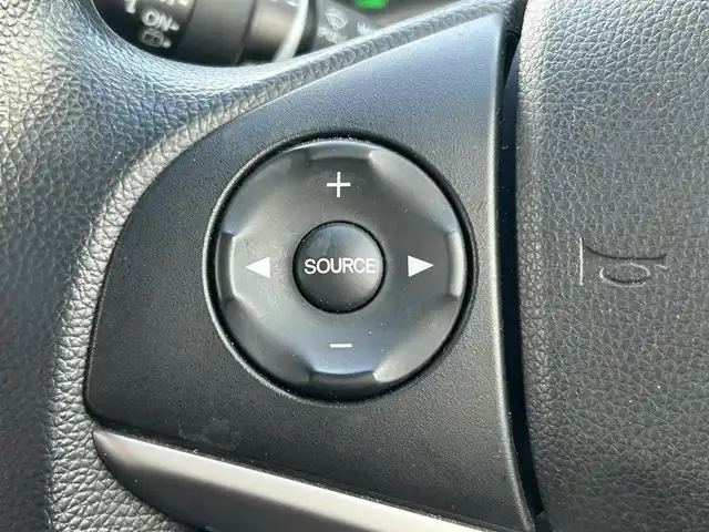 ホンダ フィット ハイブリット Fパッケージ 道南・函館 2016(平28)年 7.8万km ミッドナイトブルービームM /社外ナビ//フルセグTV//寒冷地仕様//バックカメラ//ETC//プッシュスタート//スマートキー//純正フロアマット//横滑り防止装置//ドアバイザー//ウィンカーミラー//純正ホイールキャップ//アイドリングストップ