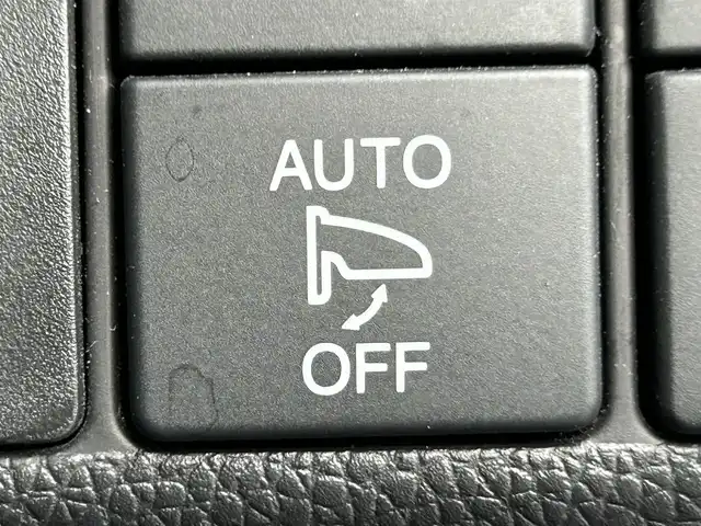 ホンダ フィット ハイブリット Fパッケージ 道南・函館 2016(平28)年 7.8万km ミッドナイトブルービームM /社外ナビ//フルセグTV//寒冷地仕様//バックカメラ//ETC//プッシュスタート//スマートキー//純正フロアマット//横滑り防止装置//ドアバイザー//ウィンカーミラー//純正ホイールキャップ//アイドリングストップ