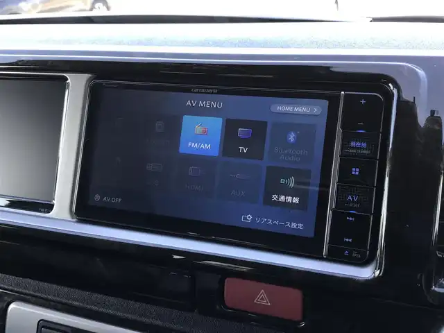 トヨタ ハイエース GL ロング 鳥取県 2020(令2)年 2.3万km ホワイトパールクリスタルシャイン 社外ナビ/フルセグ/CD/DVD/BT/社外10インチフリップダウンモニター/社外モニター・ETC/バックカメラ/フロントアンダースポイラー/FLEXフロアマット/FLEXレザー調シートカバー/FLEX17インチアルミホイール/トヨタセーフティセンス/片側パワースライドドア/社外足回り・ローダウン/社外ステアリング/社外テールランプ/LEDヘットライト/フォグライト/プッシュエンジンスタート/スマートキー/純正テールランプ/ハンドル積込