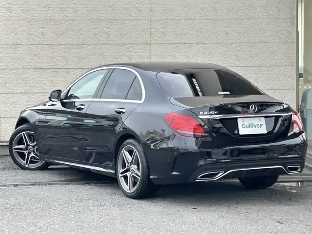 メルセデス・ベンツ Ｃ２２０ｄ アバンギャルド　AMGライン 兵庫県 2018(平30)年 5.3万km 黒 AMGライン/純正12インチナビ/フルセグTV/Bluetooth/バックカメラ/クルーズコントロール（追従あり）/レーンキープアシスト/パーキングアシスト/パドルシフト/レザーシート/メモリーシート/パワーシート（D/N席）/シートヒーター/ビルドインETC/LEDヘッドライト/純正フロマット/AMG18インチアルミ/スペアキー1本/保証書/取扱説明書