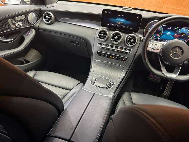 メルセデス・ベンツ ＧＬＣ２２０ d 4マチック クーペ AMGライン 千葉県 2020(令2)年 7.2万km ダイヤモンドホワイト レザーＥＸＣ　/サンルーフ　/純正ナビ　/３６０°カメラ　/ＡＣＣ　/ＨＵＤ　/ベンチレーター　/シートヒーター　/パワーシート　/ＬＥＤヘッドライト　/ハイビームアシスト　/ドライブレコーダー　/アンビエントライト