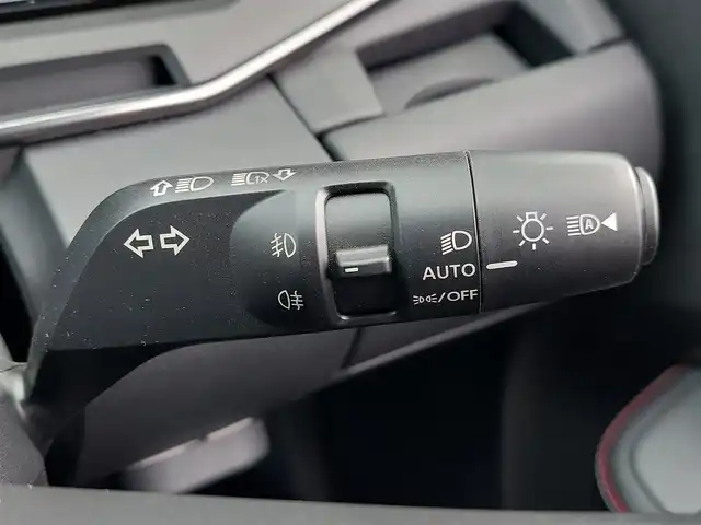日産 オーラ ニスモ 埼玉県 2022(令4)年 1.1万km ピュアホワイトパール / スーパーブラック 2トーン プロパイロット/純正9インチナビ /　　BT/フルセグTV/USB/HDMI/全方位カメラ/インテリジェント クルーズコントロール/シートヒーター/LEDオートライト/純正17インチアルミホイール/ステアリングヒーター/ハンドル支援/デジタルインナーミラー/置くだけ充電/ドライブレコーダー/電子パーキング/オートホールド/プッシュスタート/スペアキー/ETC2.0/禁煙車