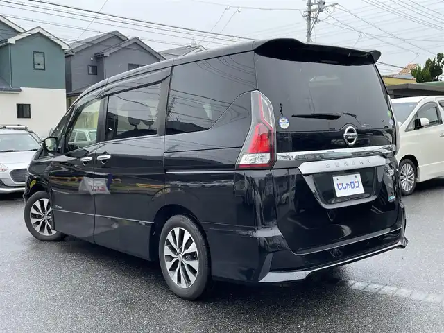 日産 セレナ ハイウェイスター 愛知県 2016(平28)年 14.4万km ダイヤモンドブラック (株)IDOMが運営する【じしゃロン名古屋鳴海店】の自社ローン専用車両になりますこちらは現金またはオートローンご利用時の価格です。自社ローンご希望の方は別途その旨お申付け下さい/純正ナビ/Bluetooth/AUX/アラウンドビューモニター/フリップダウンモニター/クルーズコントロール/インテリジェントパーキングアシスト/ドアバイザー/後席サンシェード/USB入力端子/両側パワースライドドア/ETC/ウォークスルー/ステアリングスイッチ