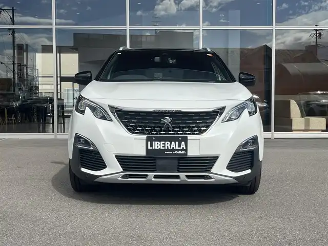 プジョー ５００８ GTライン ブルーHDi 岐阜県 2020(令2)年 4.8万km パール パノラミックサンルーフ/アクティブクルーズコントロール/レーンキープアシスト/アクティブセーフティブレーキ/アクティブブラインドスポットモニターシステム/アドバンスドグリップコントロール/フロント、バックソナー/アクティブセーフティブレーキ/フルLEDヘッドライト/インテリジェントハイビーム/ハンズフリー電動テールゲート/純正ナビ/フルセグTV/Bluetooth/バックカメラ/置くだけ充電