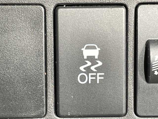 ホンダ Ｎ ＷＧＮ G Lパッケージ 沖縄県 2017(平29)年 12.7万km クリスタルブラックパール ワンオーナー/禁煙車/純正ナビ/・ＣＤ／ＤＶＤ/・ワンセグＴＶ／Ｂｌｕｅｔｏｏｔｈ/バックカメラ/ビルトインＥＴＣ/ベンチシート/電動格納ミラー/ステアリングリモコン/スペアキー/ヘッドライトレベライザー/取扱説明書/保証書