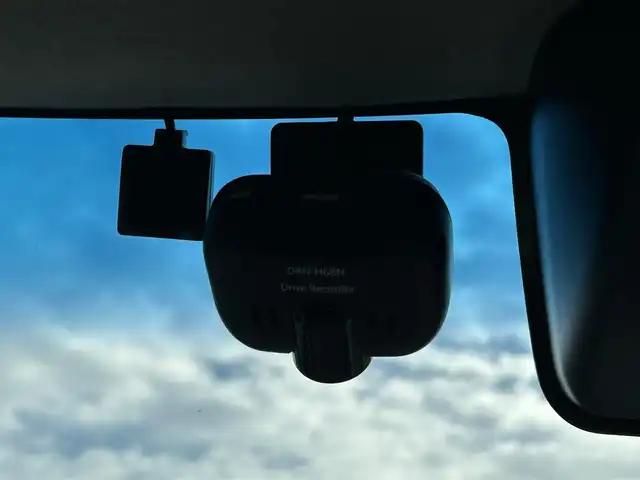 ダイハツ タント カスタムRSトップED VS SAⅢ 愛媛県 2019(平31)年 5.6万km パールホワイトⅢ 登録時走行距離：55429Km/純正ディーラーOPSDナビ/AM/FM/CD/DVD/フルセグTV/BT/全周囲カメラ/前ドラレコ/横滑り防止装置/盗難防止装置/衝突軽減システム/後コーナーセンサー/LEDヘッドライト/オートライト/オートハイビーム/フォグランプ/エンジンスタートボタン/スマートキー/スペアキー/純正アルミホイール/純正フロアマット