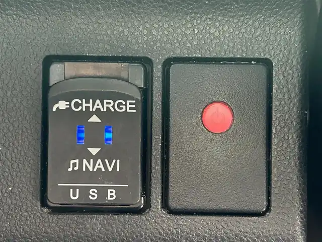 ダイハツ タント カスタムRSトップED VS SAⅢ 愛媛県 2019(平31)年 5.6万km パールホワイトⅢ 登録時走行距離：55429Km/純正ディーラーOPSDナビ/AM/FM/CD/DVD/フルセグTV/BT/全周囲カメラ/前ドラレコ/横滑り防止装置/盗難防止装置/衝突軽減システム/後コーナーセンサー/LEDヘッドライト/オートライト/オートハイビーム/フォグランプ/エンジンスタートボタン/スマートキー/スペアキー/純正アルミホイール/純正フロアマット