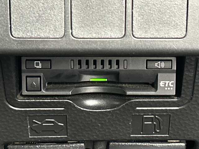 トヨタ ルーミー カスタムG S 三重県 2017(平29)年 3.8万km レーザーブルークリスタルシャイン /禁煙車//純正10型SDナビ//バックカメラ//オートAC//革巻きステアリング//ステアスイッチ//クルーズコントロール//スマートアシスト//衝突軽減ブレーキ//レーンキープアシスト//両側電動スライドドア//アイドリングストップ//純正ビルトインETC//LED//オートライト