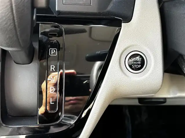 日産 ルークス X 福岡県 2021(令3)年 7.3万km スターリングシルバーM 純正ナビMJ121D-W/・フルセグTV/・FM/AM/・CD/・Bluetooth/全方位カメラ/片側パワースライドドア/リアクーラー/ETC/プッシュスタート/パーキングアシスト/スマートキー/純正フロアマット/ドアバイザー/エマージェンシーブレーキ/車線逸脱警報/ふらつき警報/フロント・リアソナー