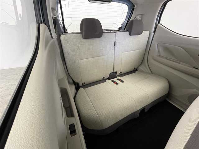 日産 デイズ X 群馬県 2024(令6)年 1.2万km ライトブルーⅡ 禁煙車　全方位カメラ　純正9型ディスプレイオーディオ　エマージェンシーブレーキ　車線逸脱警報　道路標識表示　先行車発進警報　オートハイビーム　前後クリアランスソナー　前ドライブレコーダー　ETC2.0　スペアキー　スマートキー　プッシュスタート　純正アルミホイール　LEDヘッドライト