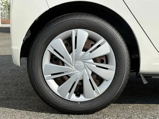 ダイハツ ミラ イース X SAⅢ 山口県 2018(平30)年 1.8万km パールホワイトⅢ 社外ナビ ワンセグTV CD DVD BT/衝突被害軽減ブレーキ/オートマチックハイビーム/LEDオートヘッドライト/コーナーセンサー/キーレス/電動格納ミラー/プライバシーガラス/横滑り防止/アイドリングストップ/禁煙車