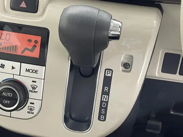 ダイハツ ムーヴ キャンバス G メイクアップ リミテッド　SAⅢ 滋賀県 2021(令3)年 4.8万km パールホワイトⅢ/ナチュラルベージュマイカメタリック 2トーン 純正8インチナビ/【Bluetooth/CD/DVD/SD/フルセグTV】/全方位カメラ/オートマチックハイビーム/衝突軽減ブレーキ/リアソナー/両側パワースライドドア/LEDヘッドライト/オートライト/ETC/前方ドライブレコーダー/ドアバイザー/プッシュスタート/スマートキー/ステアリングリモコン/純正フロアマット
