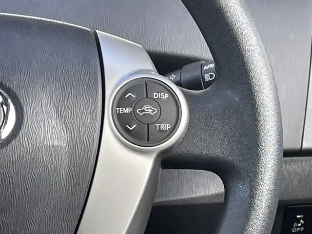 トヨタ プリウス S ツーリングセレクション 静岡県 2012(平24)年 5.8万km ブラック (株)IDOMが運営する【じしゃロン焼津店】の自社ローン専用車両になります。こちらは現金またはオートローンご利用時の価格です。自社ローンご希望の方は別途その旨お申付け下さい /社外ＨＤＤナビ/（フルセグＴＶ/Ｂｌｕｅｔｏｏｔｈ接続/ＣＤ/ＤＶＤ/ミュージックサーバー）/バックカメラ/ＥＴＣ/ＨＩＤヘッドライト/オートライト/プッシュスタート＆スマートキー/純正１７インチＡＷ