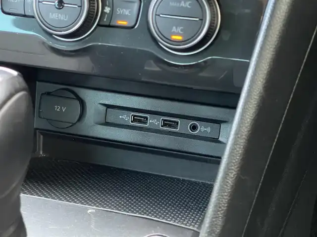 フォルクスワーゲン ティグアン TDI 4モーション Rライン ブラックスタイル 山梨県 2020(令2)年 3.2万km オリックスホワイトマザーオブパールエフェクト