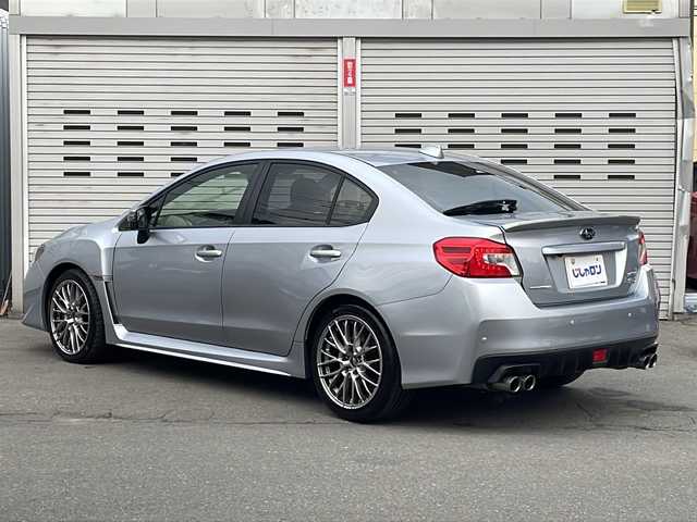 スバル ＷＲＸ Ｓ４ 2．0GT‐S アイサイト 道央・札幌 2016(平28)年 14.8万km アイスシルバーメタリック (株)IDOMが運営する【じしゃロン札幌店】の自社ローン専用車両になります。こちらは現金またはオートローンご利用価格です。自社ローンご希望の方は別途その旨お申し付けください。/・純正メモリーナビ　CN-LR710D/CD/DVD/フルセグTV/Bluetooth/・バック・サイドカメラ/・オートLEDヘッドライト/・ブラインドスポットモニター/・電動パーキング/・パドルシフト/・純正フロアマット/・スマートキー/・プッシュスタート/・黒革シート/・革巻きステアリング/・シートメモリー/・D/N席パワーシート/・シートヒーター/・純正１８インチアルミ/・フロント/リアフォグ/・アイサイト/・プリクラッシュブレーキ/・車線逸脱防止/・誤発進抑制機能/・先行車発進お知らせ