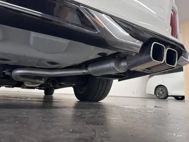 トヨタ アルファード S Cパッケージ 三重県 2020(令2)年 6.3万km ホワイトパールクリスタルシャイン ガソリン/FF/MTモード付インパネCVT/純正 9インチディスプレイオーディオ/（FM/AM/CD/DVD/USB/iPod/Bluetooth/TV/Miracast）/12.1インチ 後席モニター/バックガイドモニター/モデリスタエアロ（F/S/R下）＋シグネチャーイルミ/両側パワースライドドア/ドライブレコーダー 前後/ETC/Toyota Safety Sense/・プリクラッシュセーフティ/・レーントレーシングアシスト/・【OP】ブラインドスポットモニター&リヤクロストラフィックアラート/・クリアランスソナー/・パーキングサポートブレーキ/・アダプティブハイビームシステム/・レーダークルコン/・ロードサインアシスト/・【OP】ITS Connect/など/装備/・【OP】ツインムーンルーフ/・【OP】デジタルインナーミラー/・合皮シート/・パワーシート（D/N）/・エグゼクティブパワーシート（電動リクライニング＆オットマン（N/2nd））/・パワーバックドア/・シートヒーター、ベンチレーション（D/N）/・ステアリングヒーター/・AC100Vコンセント/・3眼フルLEDヘッドランプ＋フロントフォグランプ/・左右後席独立オートエアコン/など