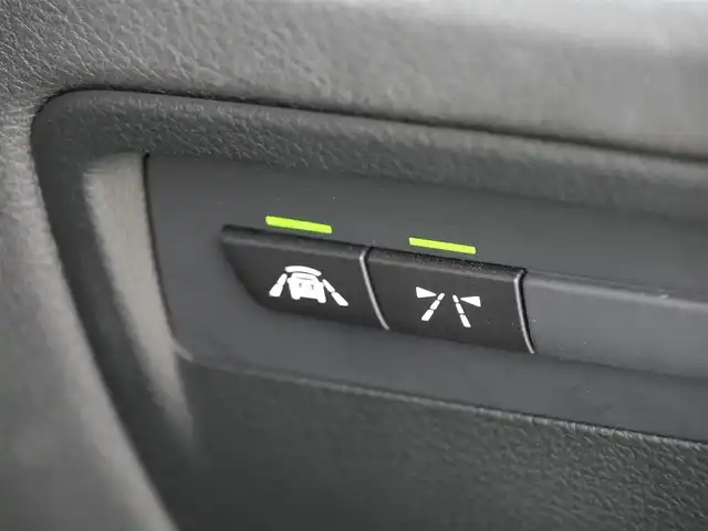 ＢＭＷ ４３５ｉ グランクーペ Mスポーツ 静岡県 2014(平26)年 5.3万km アルピンホワイトⅢ インテリジェントセーフティ/衝突軽減ブレーキ車線逸脱警告/アクティブクルーズコントロール/ヘッドアップディスプレイ/ブラックレザーシートシートヒーター/IDriveHDDナビフルセグTVBluetooth/バックカメラ/LEDヘッドライト/パワーバックドア/コンフォートアクセス/ミラー一体型ETC/レインセンサー