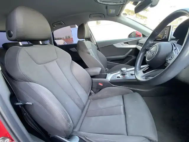 アウディ Ａ４ 35TFSIスポーツ 栃木県 2019(令1)年 9.6万km 赤 マトリクスLED/全方位カメラ/ACC/レーン/ブラインドS/純正ナビ/前席パワーシート /前席シートH/ETC/純正17インチAW